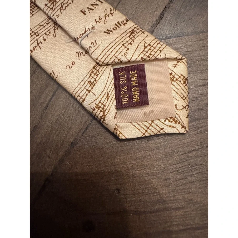 Wolfgang Amadeus Mozart Museum‎ Artifacts Silk Neck Tie Handmade Fantasia 58